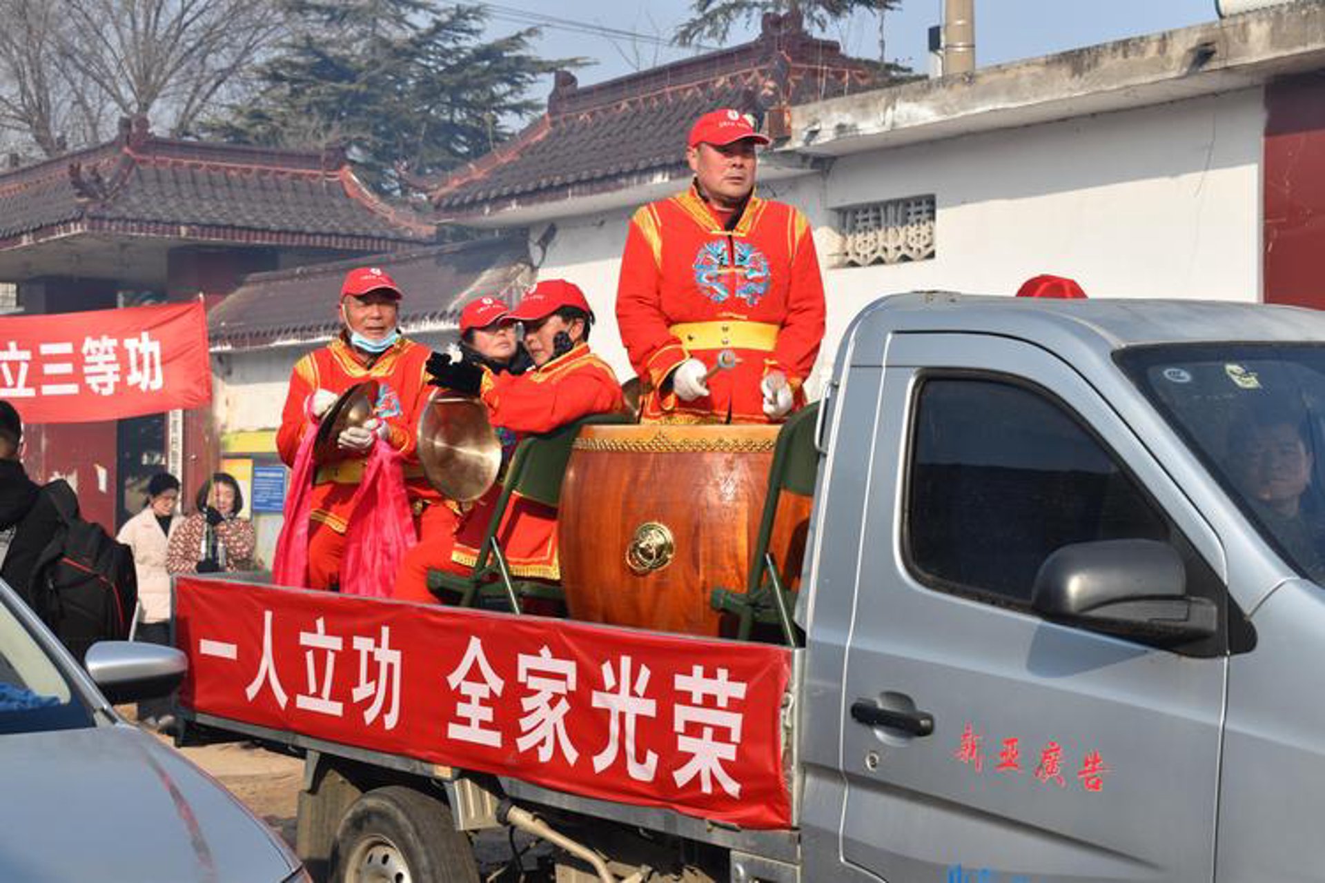 汇趣实业